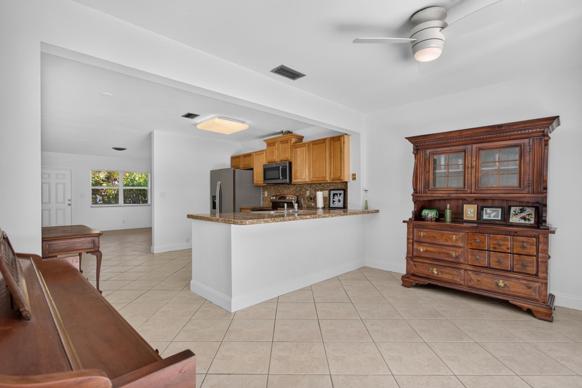 860-870 NE 23rd Avenue, Unit 1-2, Pompano Beach, FL 33062 Photo