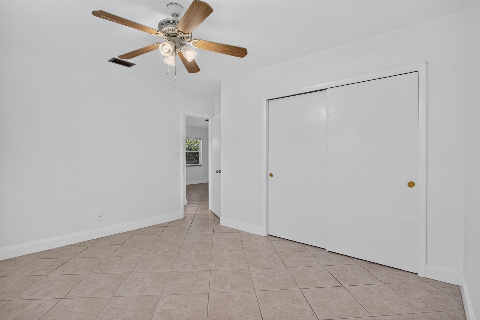 860-870 NE 23rd Avenue, Unit 1-2, Pompano Beach, FL 33062 Photo