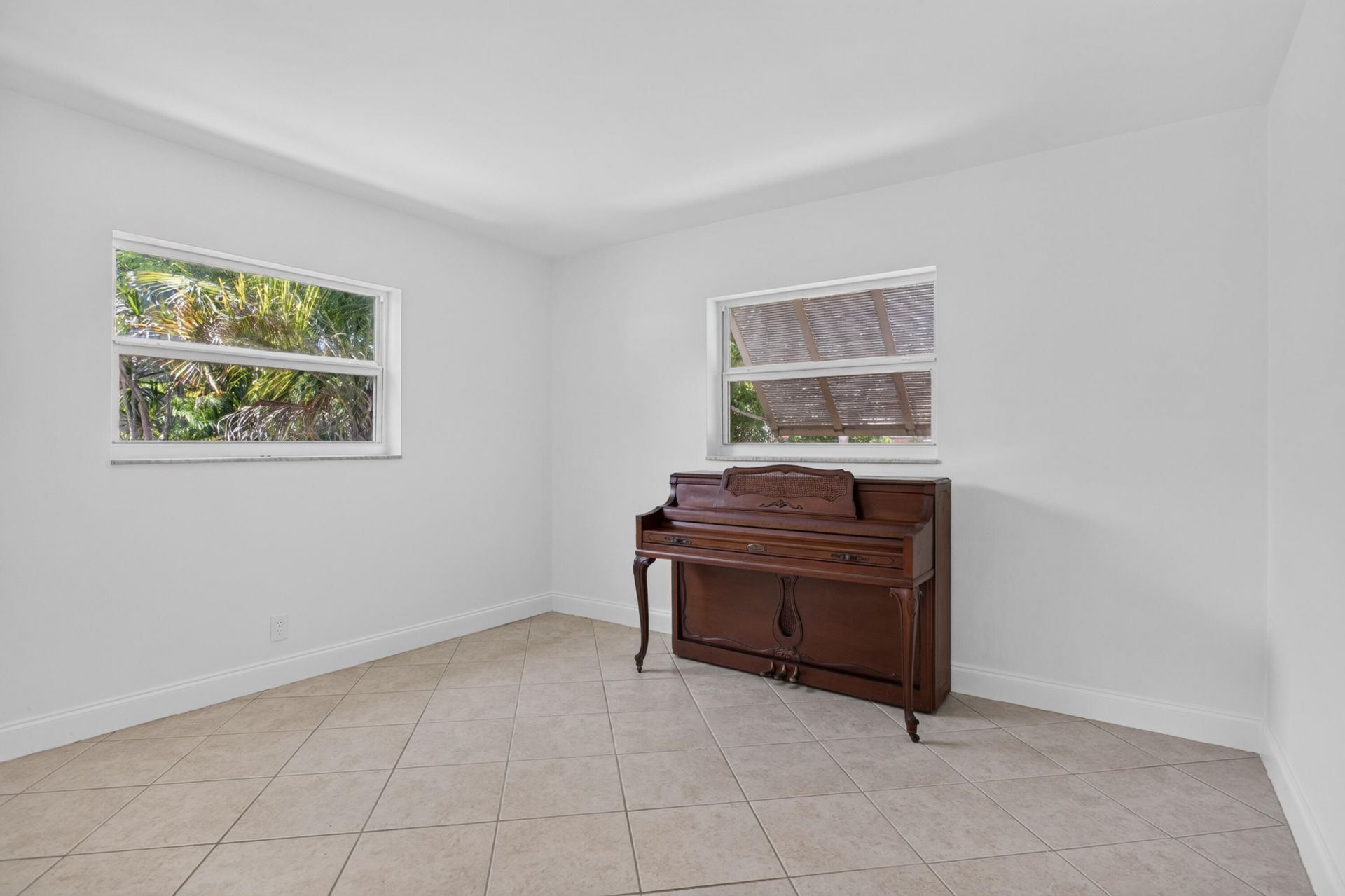860-870 NE 23rd Avenue, Unit 1-2, Pompano Beach, FL 33062 Photo