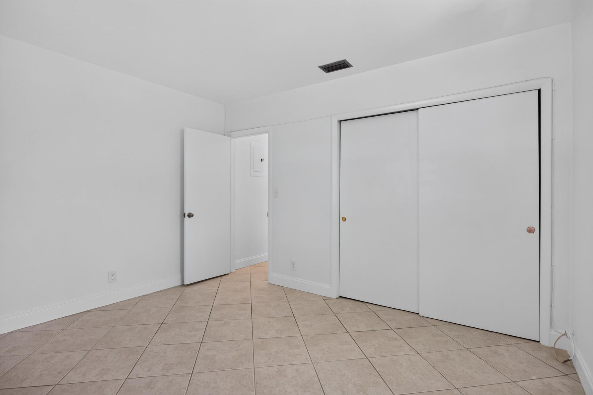 860-870 NE 23rd Avenue, Unit 1-2, Pompano Beach, FL 33062 Photo