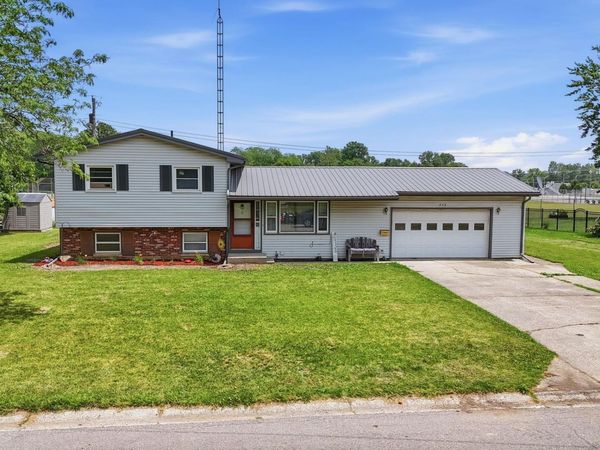 373 N Park Lane, Butler, IN 46721