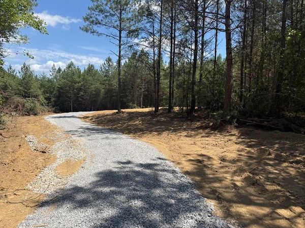 9217 Taylors Chapel Rd, Crossville, TN 38572