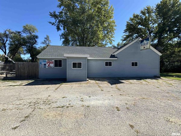 21575 N State Highway 78 , Canton, IL 61520