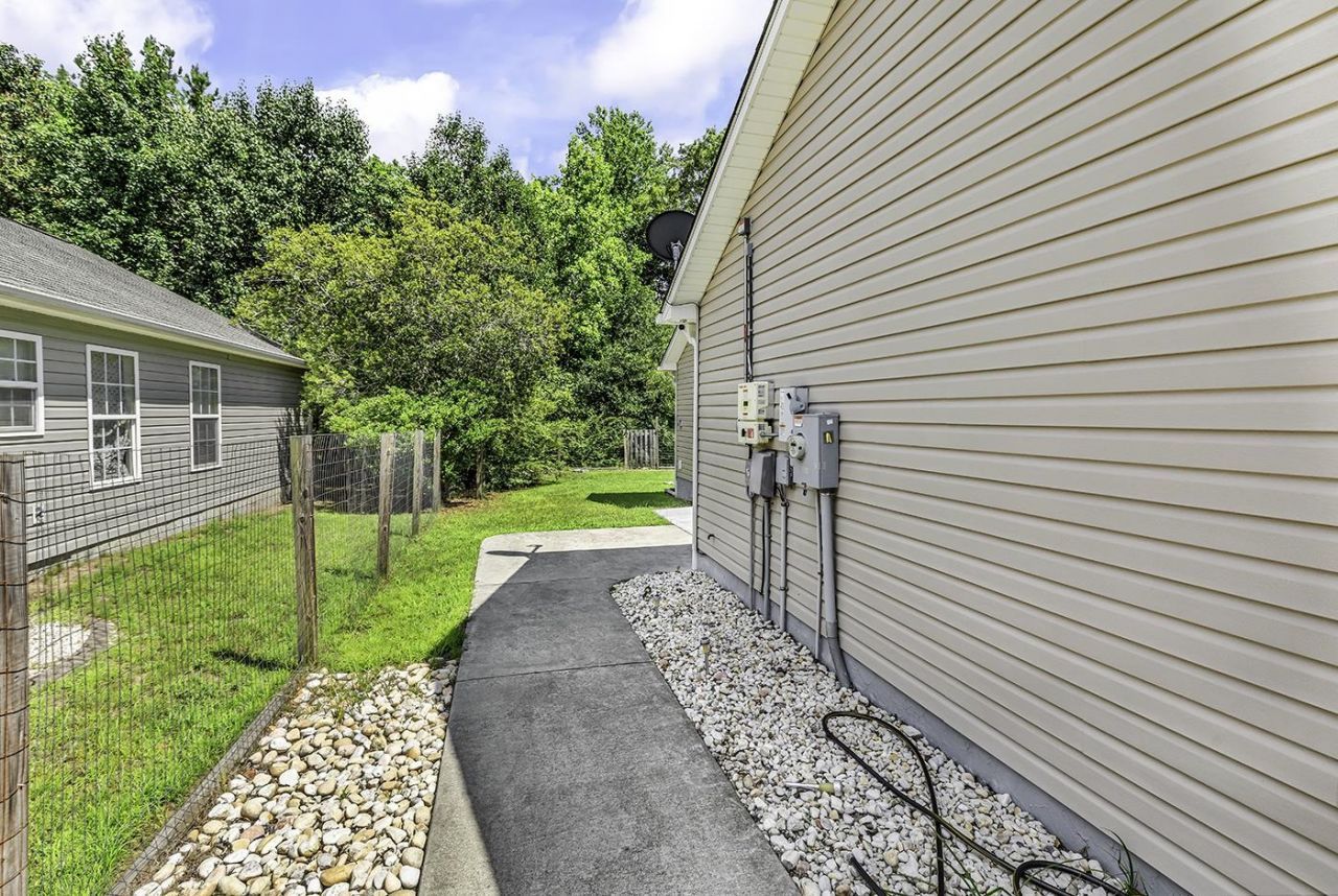 458 Sean River Rd.  Photo 29