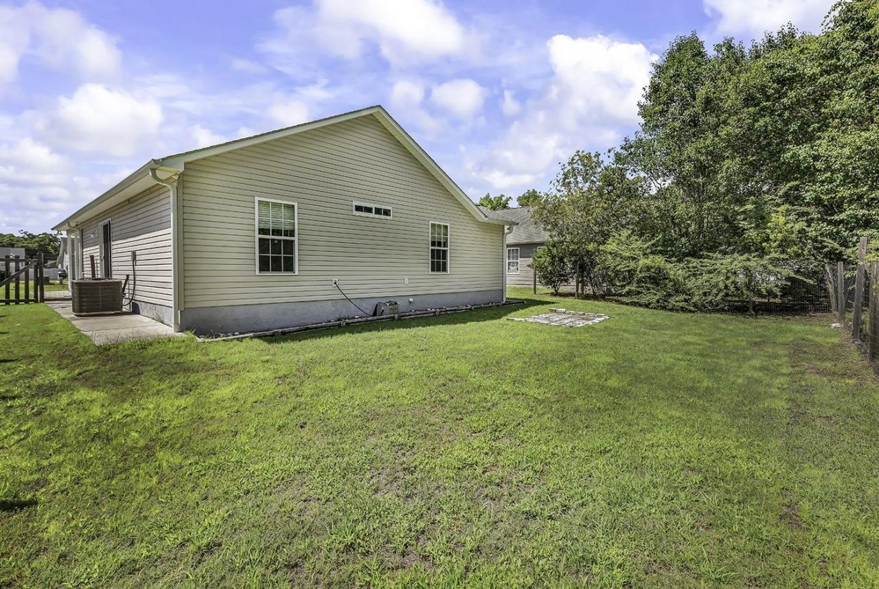 458 Sean River Rd.  Photo 32