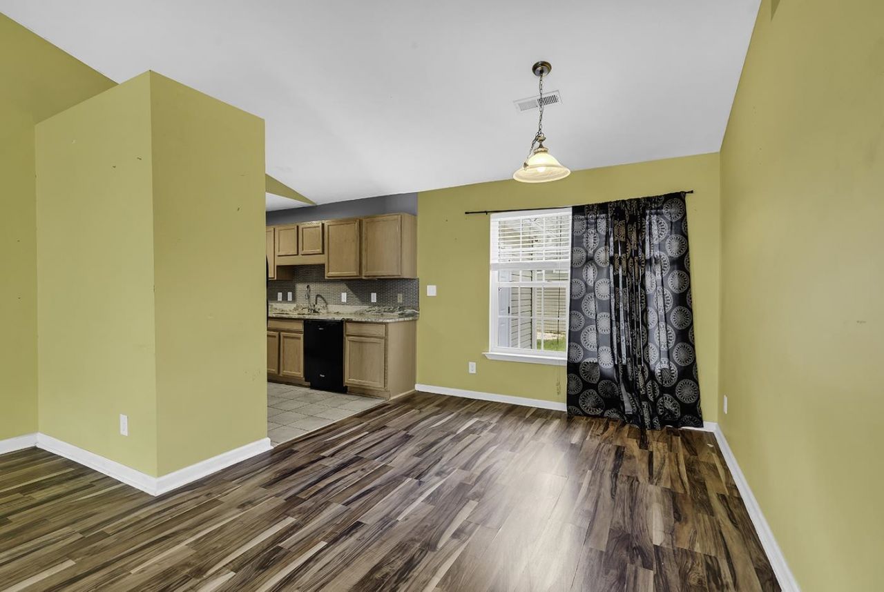 458 Sean River Rd.  Photo 6