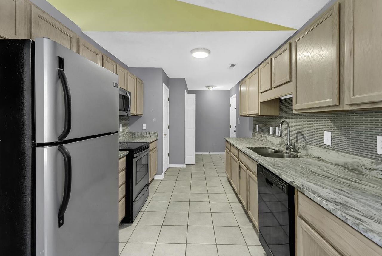 458 Sean River Rd.  Photo 9