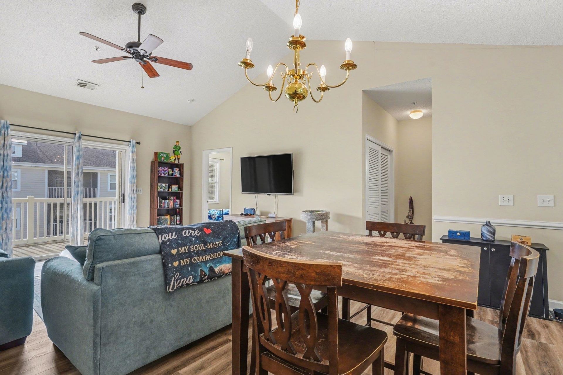 805 Crumpet Ct.  Photo 5