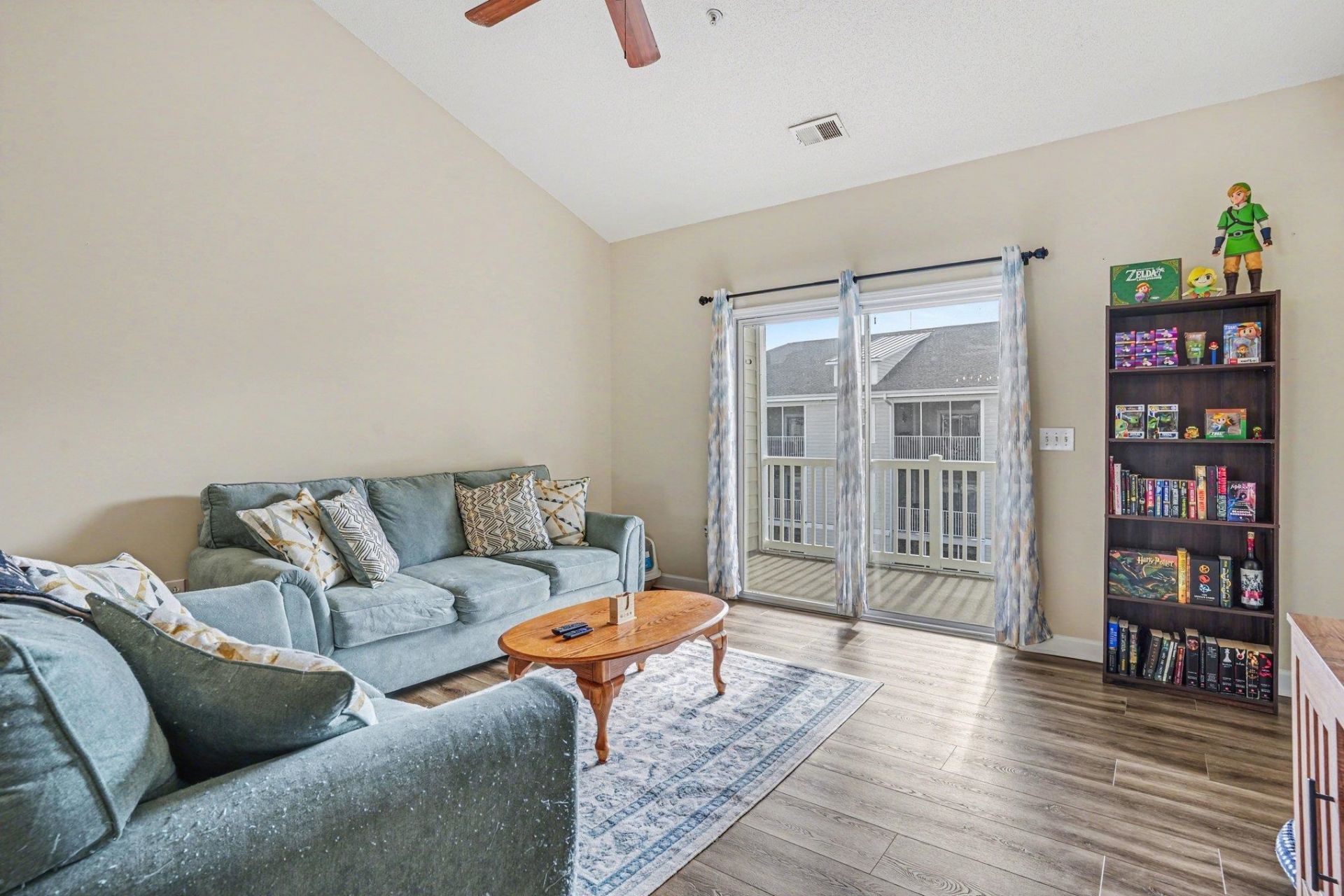 805 Crumpet Ct.  Photo 8
