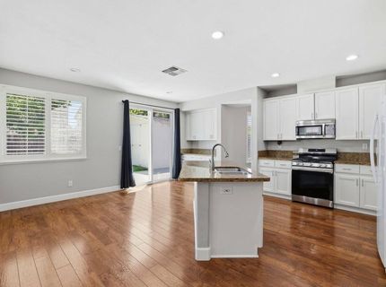877 Lavastone Dr, Lincoln, CA 95648 Photo