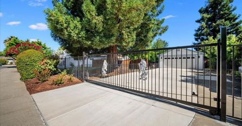 7171 Westmoreland Way, Sacramento, CA 95831 Photo