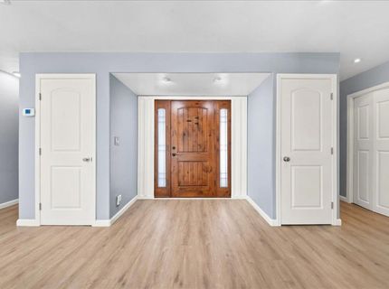 7171 Westmoreland Way, Sacramento, CA 95831 Photo