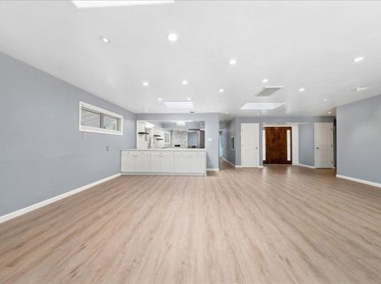 7171 Westmoreland Way, Sacramento, CA 95831 Photo