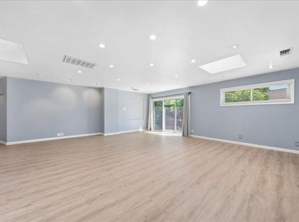 7171 Westmoreland Way, Sacramento, CA 95831 Photo
