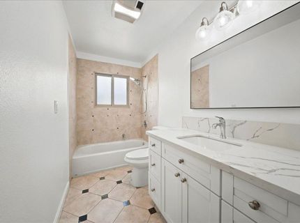 7171 Westmoreland Way, Sacramento, CA 95831 Photo