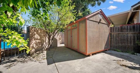 7171 Westmoreland Way, Sacramento, CA 95831 Photo