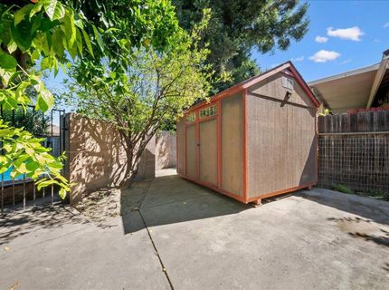 7171 Westmoreland Way, Sacramento, CA 95831 Photo