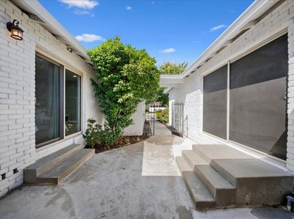 7171 Westmoreland Way, Sacramento, CA 95831 Photo