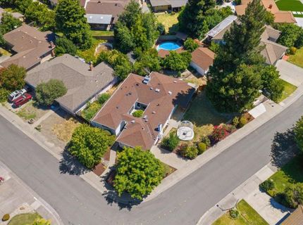 7171 Westmoreland Way, Sacramento, CA 95831 Photo