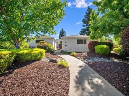 7171 Westmoreland Way, Sacramento, CA 95831 Photo