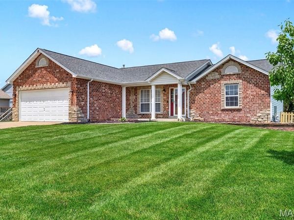 5 Glen Forest Court, Troy, MO 63379