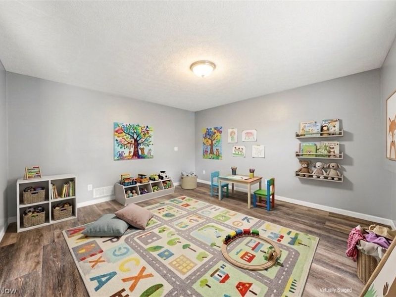 38524 Terrell Drive, North Ridgeville, OH 44039 Photo 18