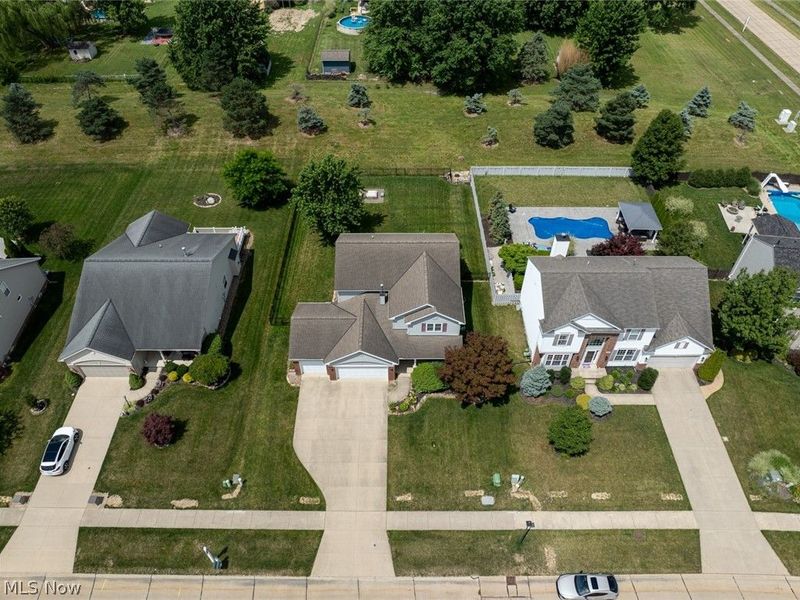 38524 Terrell Drive, North Ridgeville, OH 44039 Photo 2