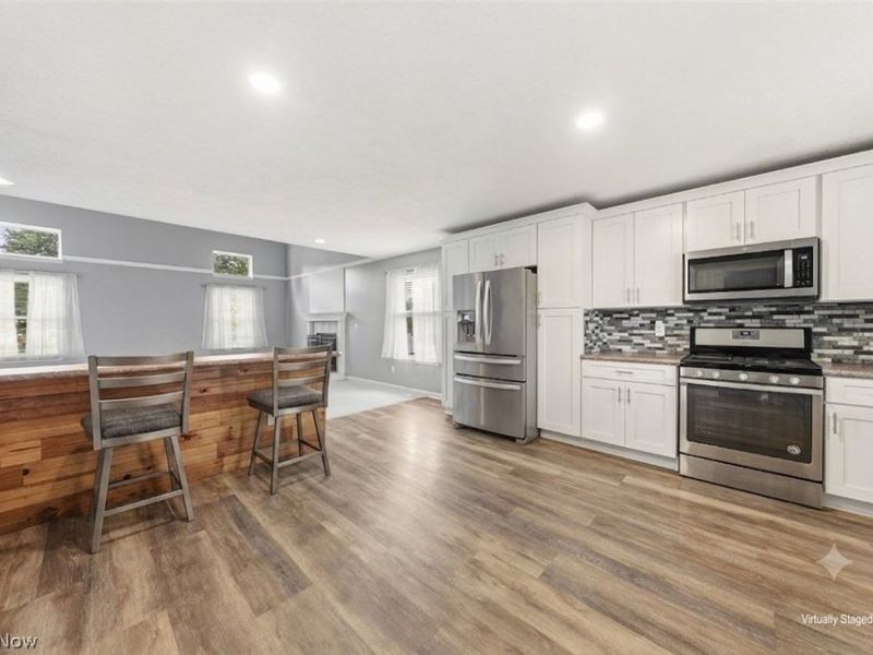 38524 Terrell Drive, North Ridgeville, OH 44039 Photo 8