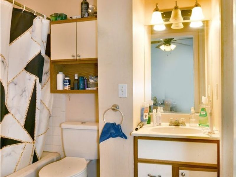 906 Elizabeth Court, Cuyahoga Falls, OH 44221 Photo 19