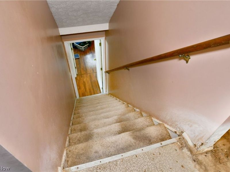 906 Elizabeth Court, Cuyahoga Falls, OH 44221 Photo 21