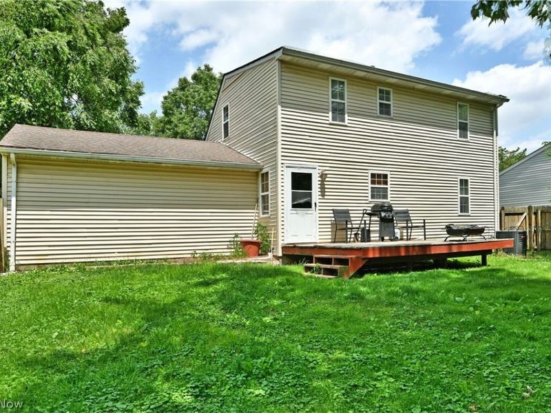 906 Elizabeth Court, Cuyahoga Falls, OH 44221 Photo 7