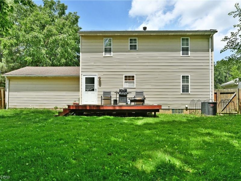 906 Elizabeth Court, Cuyahoga Falls, OH 44221 Photo 8