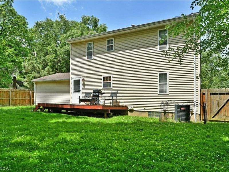 906 Elizabeth Court, Cuyahoga Falls, OH 44221 Photo 9