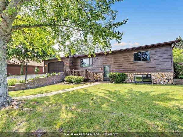 1315 SUNRISE COURT, Kewaunee, WI 54216