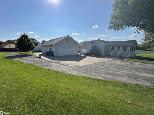 1400 Smith Street, Creston, IA 50801
