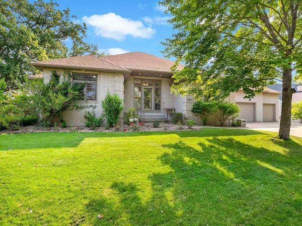 7937 9th Street Court N, Oakdale, MN 55128