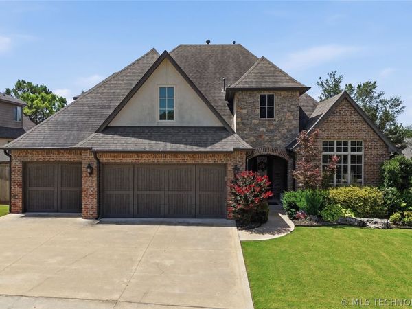 5101 W Birmingham Street , Broken Arrow, OK 74011
