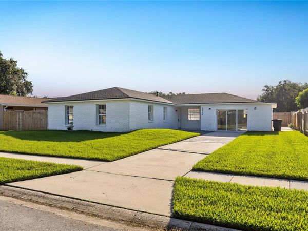 372 IMPERIAL DRIVE, CASSELBERRY, FL 32707