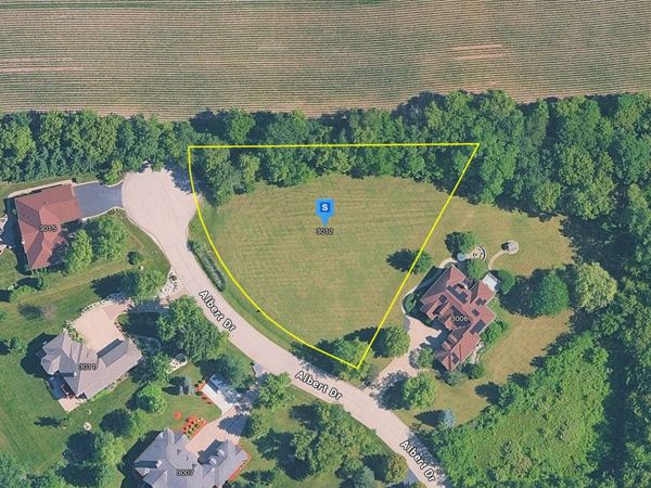 3012 Albert Drive , McHenry, IL 60050