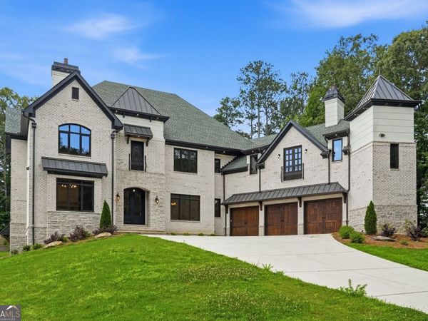 10745 Shallowford Road, Roswell, GA 30075