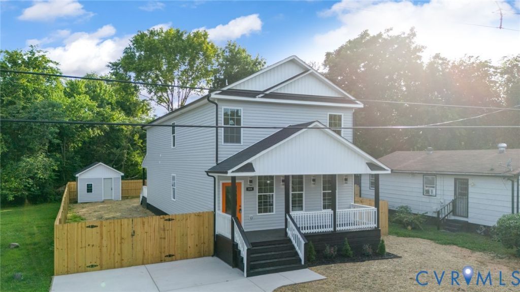 318 Irving Street, Petersburg, VA 23803 Main Photo