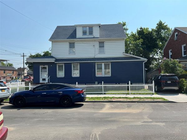 114-01 211 211 street , Cambria Heights, NY 11411