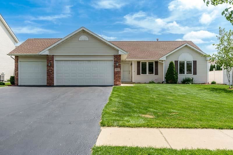 3047 Vaughndale Drive, Machesney Park, IL 61115 Main Photo