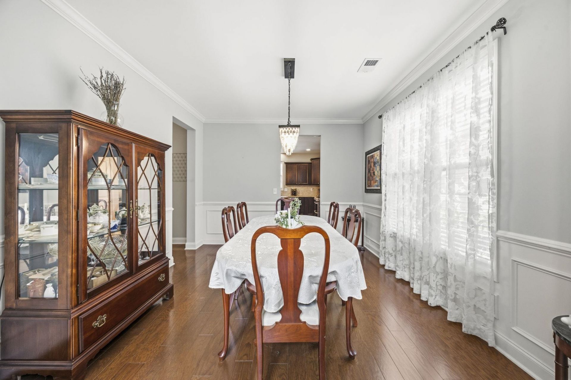 1125 Wyatt Ln. Photo 8