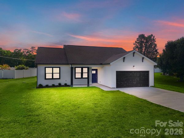 1962 Redwood Drive , Oakboro, NC 28129
