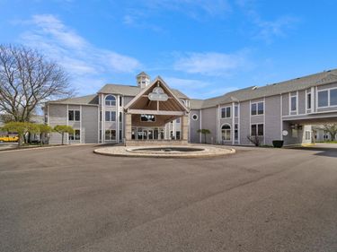 319 E Jefferson Street, Unit 121, Culver, IN 46511