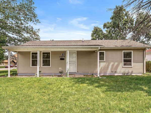3229 Kent Lane, South Bend, IN 46615