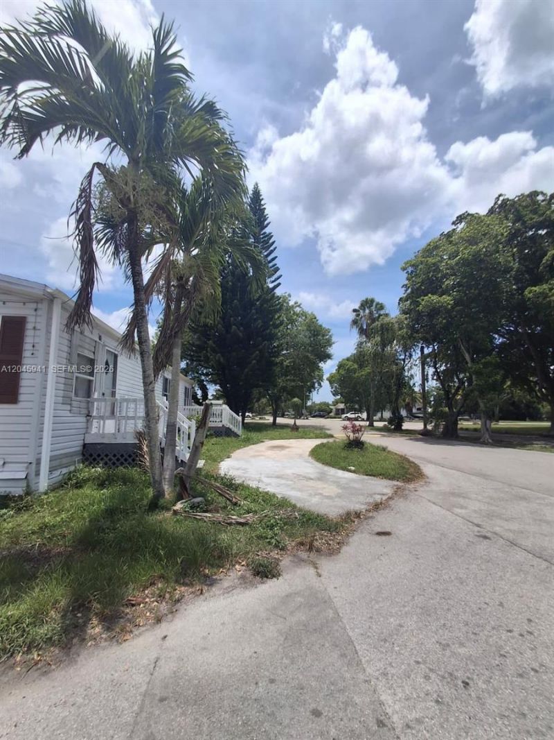 19800 SW 180 Ave, Miami, FL 33187 Photo