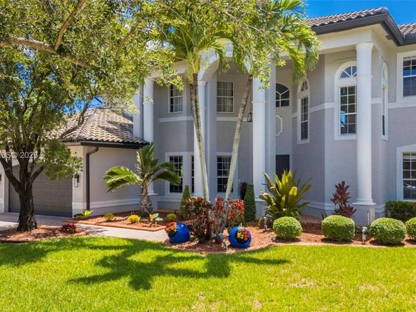4135 SW 186th Way, Miramar, FL 33029