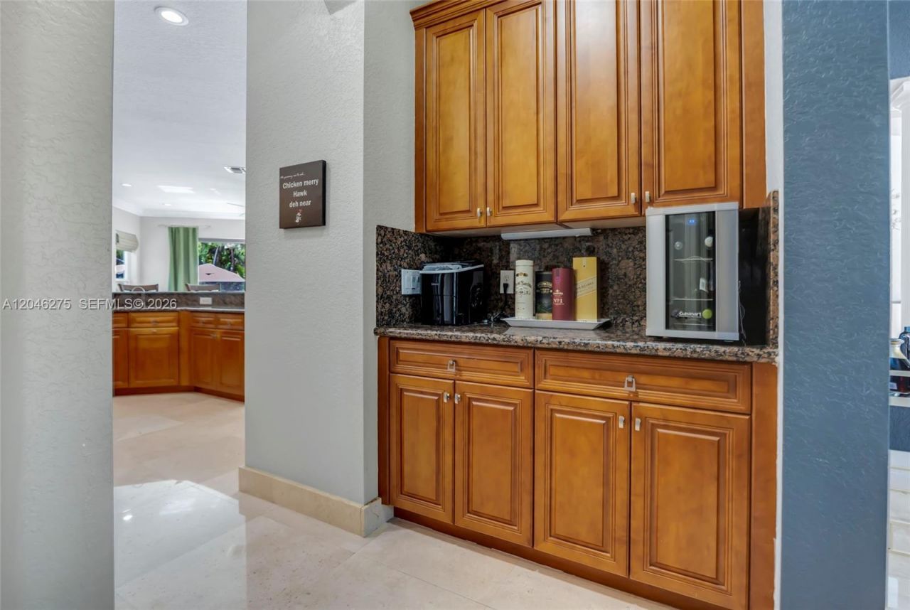 4135 SW 186th Way, Miramar, FL 33029 Photo
